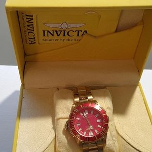 Red and Gold invicta